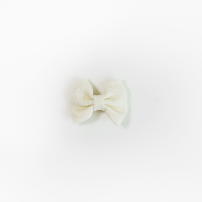 Gold Dust Bow Pin