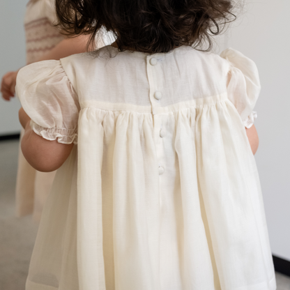 Peony Offwhite Smocked Set